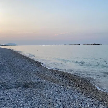 Raniero's Apartament Porto SantʼElpidio